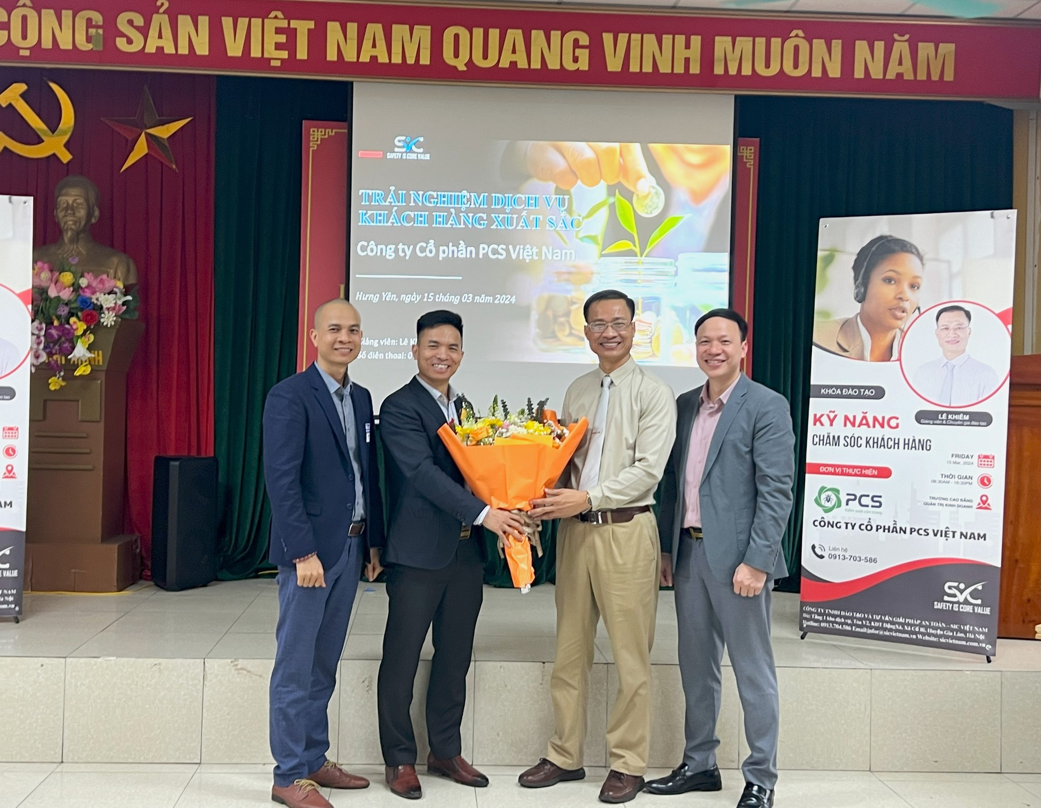 Đào tạo dịch vụ khách hàng xuất sắc