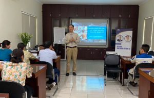 Giảng viên Lê Khiêm_Đào tạo Chương trình xây dựng Văn hóa làm việc đoàn kết